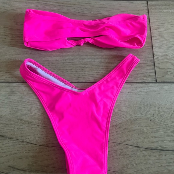 hot pink strapless bikini - Picture 2 of 2